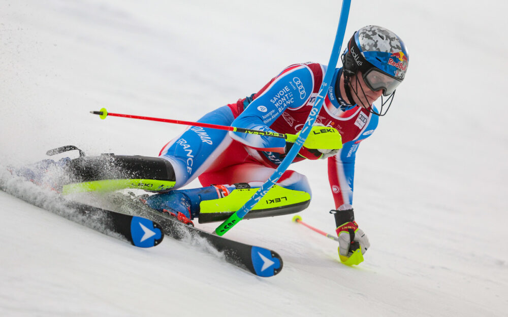 Clement Noel liegt zur Halbzeit vor Loic Meillard in Führung Clement Noel. – Foto: GEPA pictures