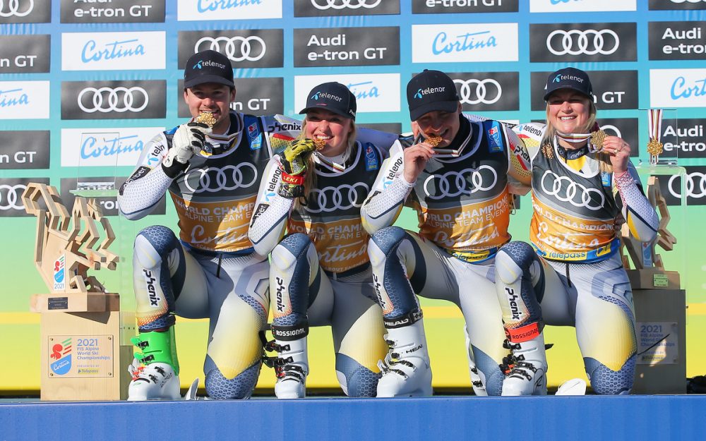Norwegen sichert sich das Team-Gold Die Freude der Norwegerinnen und Norweger – Gold im Team-Event. – Foto: GEPA pictures