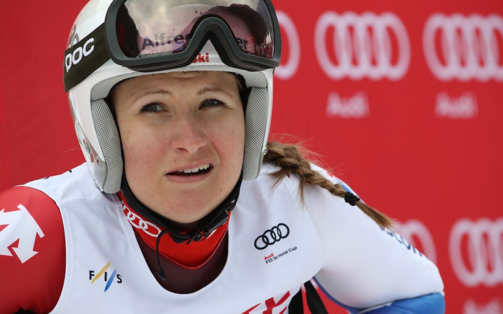 Die Schweizerinnen Michelle Gisin, Priska Nufer (Bild) und Jasmine Flury klassieren sich im 1. Training in den Top-10. – Foto: GEPA pictures