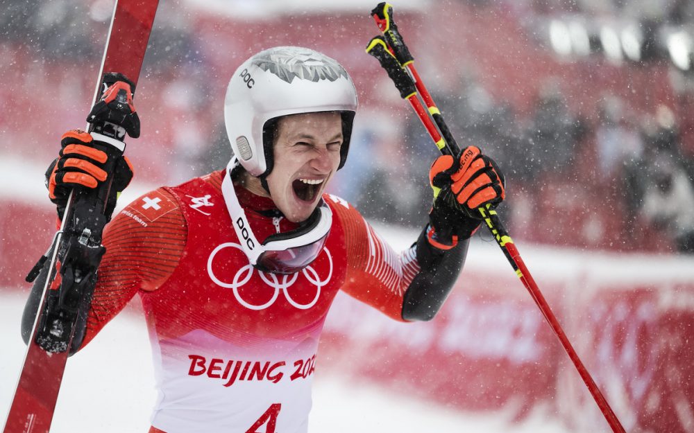Marco Odermatt – so denkt Österreich über den Nidwaldner Marco Odermatt jubelt – ein Bild, welches man im Winter 2021/22 öfter gesehen hat. – Foto: GEPA pictures