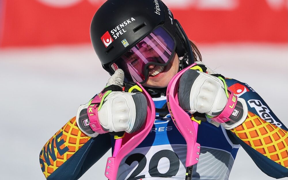 JWM: Cornelia Oehlund sichert sich Slalom-Gold vor zwei Österreicherinnen Cornelia Oehlund gewinnt in Tarvisio Slalom-Gold an den Junioren-Weltmeisterschaften. – Foto: GEPA pictures