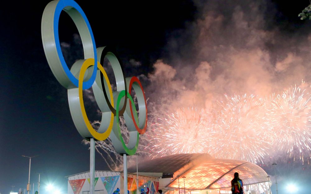 Die Ringe haben ihren Glanz verloren Feuerwerk anlässlich der Schlusszeremonie der Winterspiele 2018 in PyeongChang. – Foto: GEPA pictures
