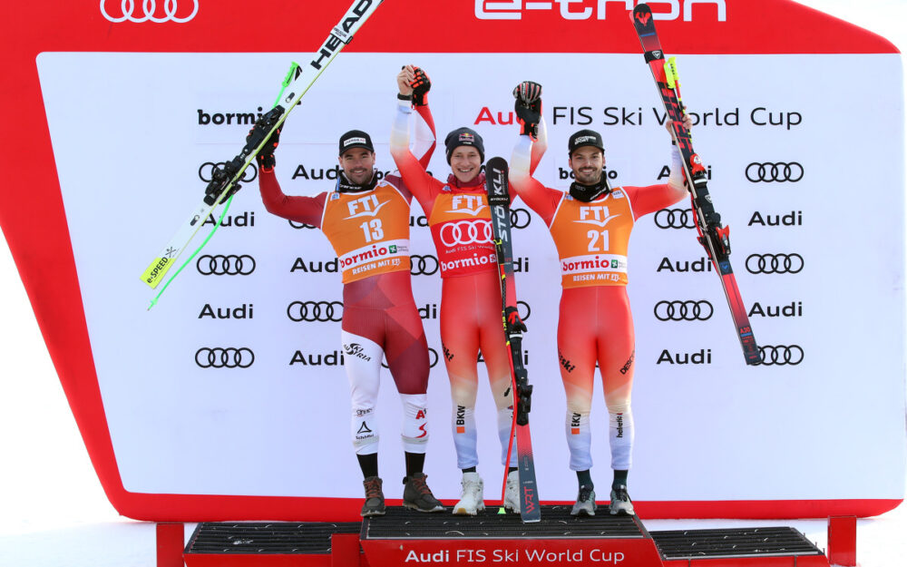 Der Jubel nach dem letzten Weltcup-Rennen des Jahres 2022 (v.l.): Vincent Kriechmayr, Marco Odermatt und Loic Meillard. – Foto: GEPA pictures