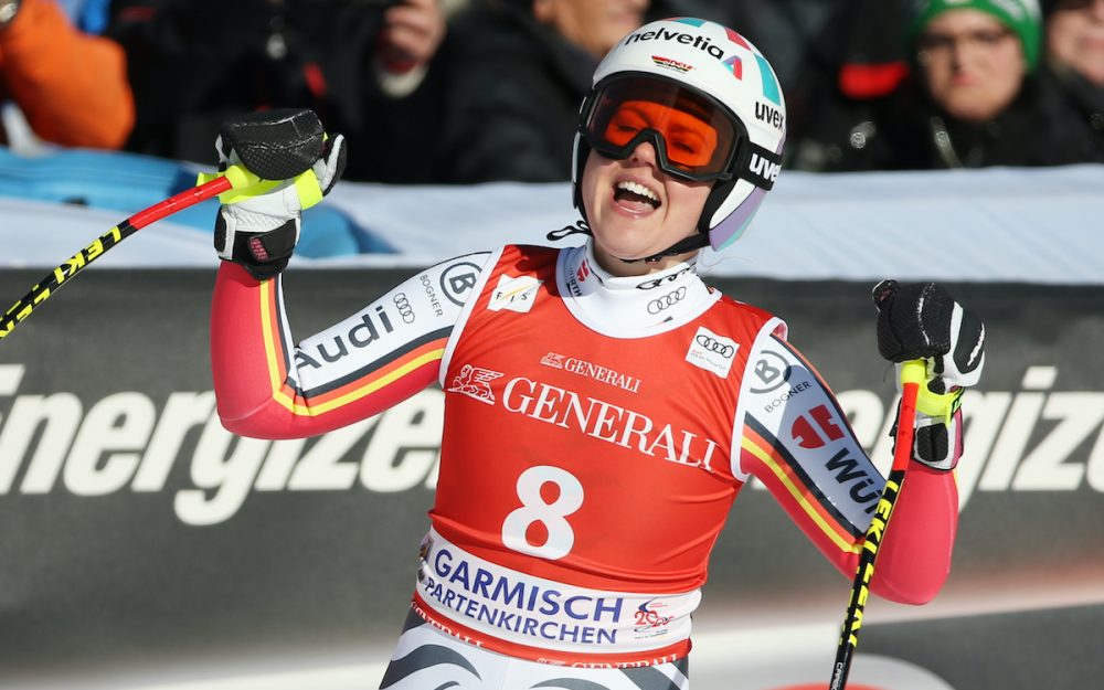 Freude nach einer guten Fahrt: Viktoria Rebensburg jubelt. – Foto: GEPA pictures