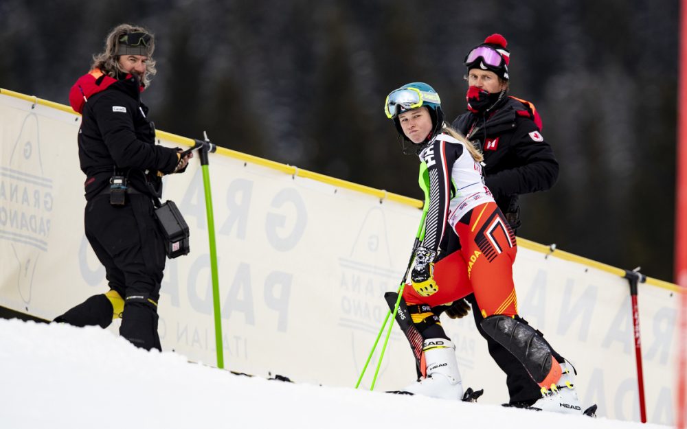 Roni Remme bei der Besichtigung des 1. Slalom-Kurses in Are. – Foto: GEPA pictures