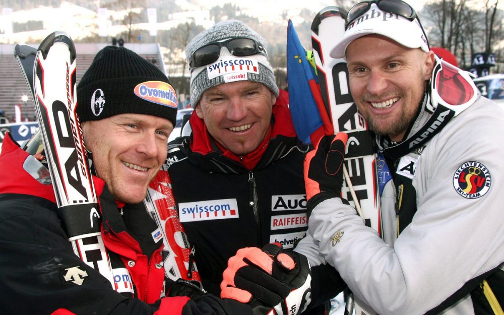 Ein überraschendes Comeback kündigt sich an Januar 2008: Martin Rufener (Mitte) mit Didier Cuche (links) und Marco Büchel (rechts). – Foto: GEPA pictures