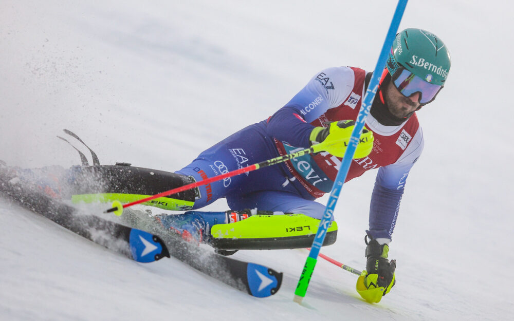 Vorzeitiges Saisonende für italienischen Slalom-Spezialisten Tommaso Salo anlässlich des Weltcup-Slaloms von Levi. – Foto: GEPA pictures