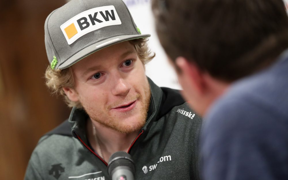 Reto Schmidiger musste Haare lassen … und ist zufrieden Reto Schmidiger bereitet sich auf seine Comeback-Saison vor. – Fotos: GEPA pictures