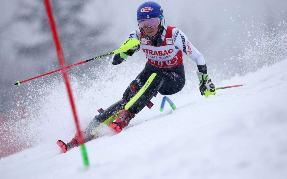Mikaela Shiffrin liegt nach dem 1. Lauf des Slaloms von Spindlermühle in Führung. – Foto: GEPA pictures