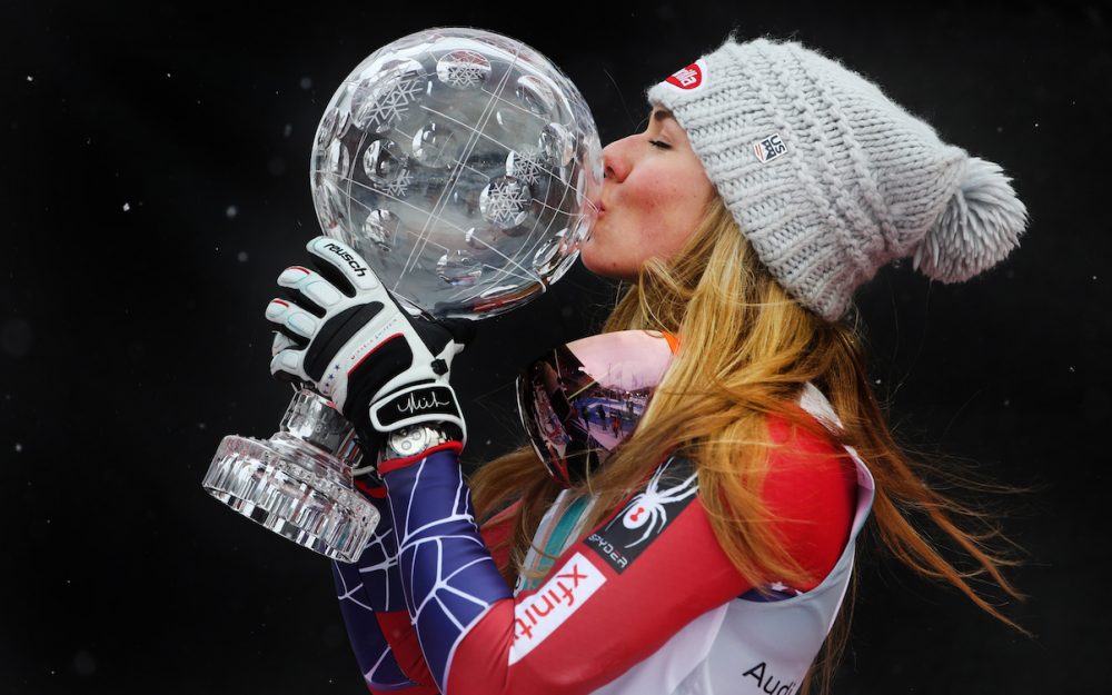 Ein Bild mit Zukunfstcharakter: Mikaela Shiffrin wird zum dritten Mal in Serie Gesamtweltcupsiegerin. – Foto: GEPA pictures