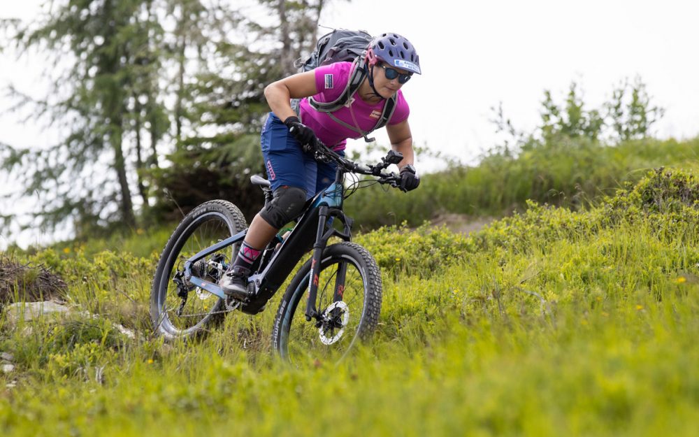 Ramona Siebenhofer beim MTB-Training in Schladming. – Fotos: GEPA pictures