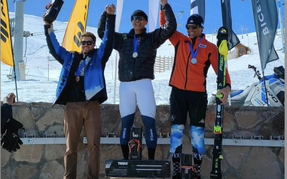 Akira Sasaki (Mitte) gewinnt vor Cristian Javier Simari Birkner (rechts) und Andres Figueroa. – Foto: zvg