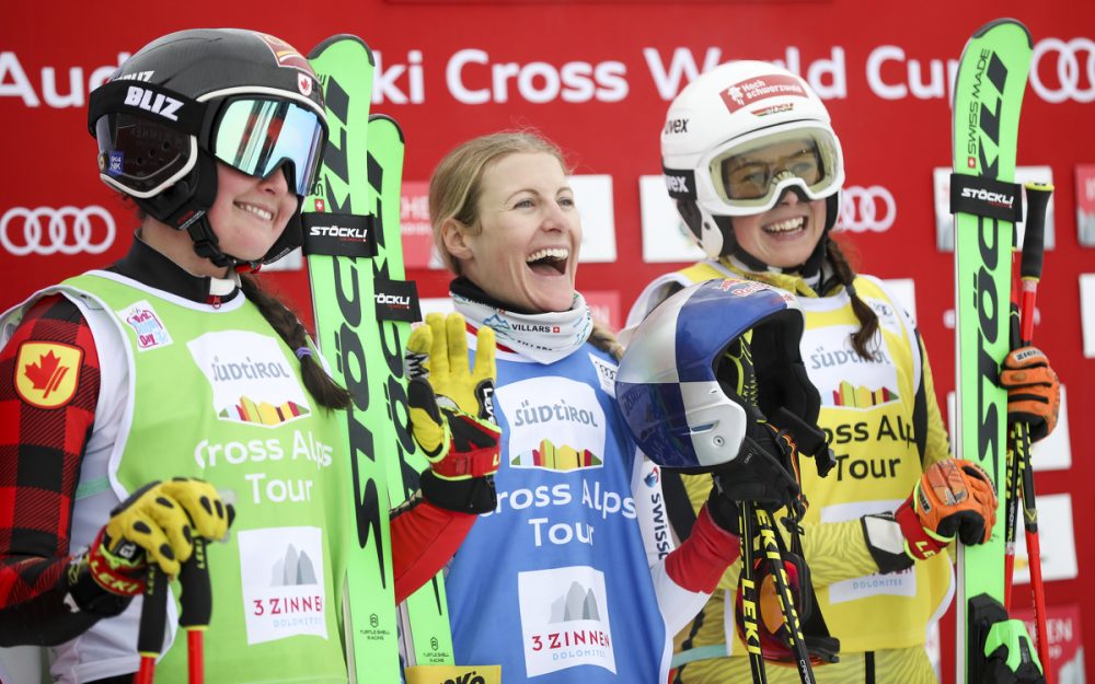 Beni Matti: „Skicross hat unsere volle Aufmerksamkeit“ Der Stöckli-Ski ist bei Skicross-Siegerehrungen häufig auf dem Podest vertreten – das kommt nicht von Ungefähr. – Foto: GEPA pictures
