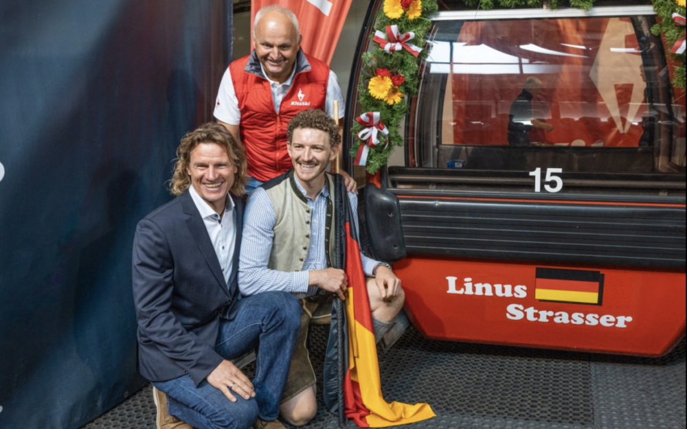 Verdiente Ehre für Linus Strasser Linus Strasser vor "seiner" Hahnenkamm-Gondel. – Foto: K.S.C./alpinguin