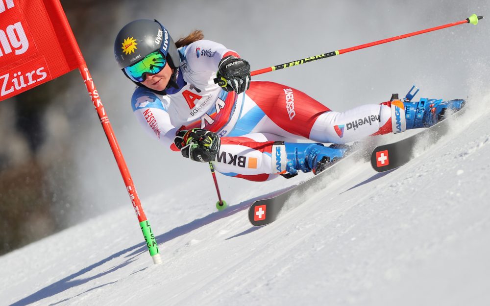 Programmänderung verändert auch das Swiss-Ski-Team Jasmina Suter wird am Montag die Kombination bestreiten. – Foto: GEPA pictures