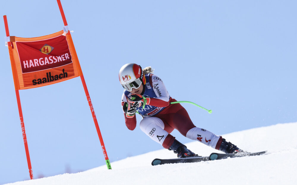 Tamara Tippler – hier als Vorfahrerin in Saalbach im Einsatz – kehrt zurück. – Foto: GEPA pictures