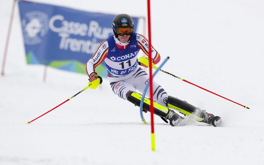 Anton Tremmel gewinnt sein erstes EC-Rennen Anton Tremmel gewinnt den Europacup-Slalom in Vaujany (FRA). – Foto: GEPA pictures