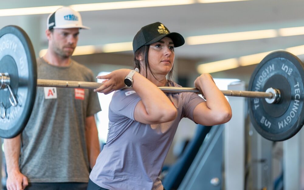 Stephanie Venier stemmt Gewichte. – Foto: GEPA pictures