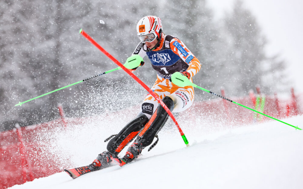 Petra Vlhova liegt nach dem 1. Lauf des Slaloms von Kranjska Gora in Führung. – Foto: GEPA pictures