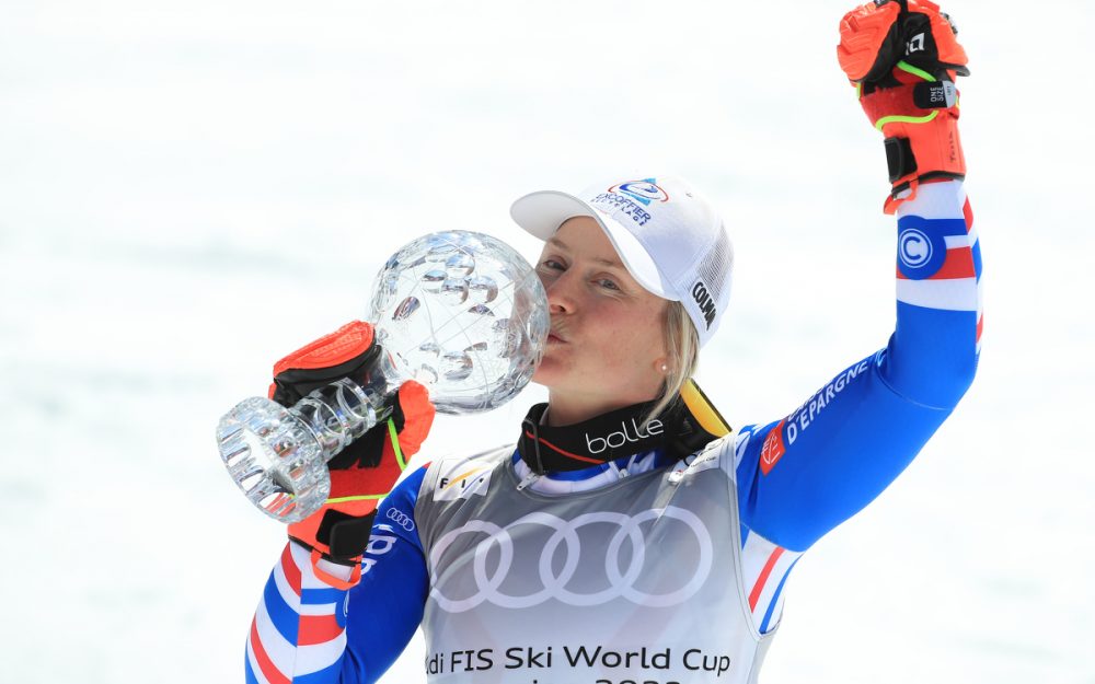 Tessa Worley holt sich in extremis die Kristallkugel Tessa Worley. – Foto: GEPA pictures