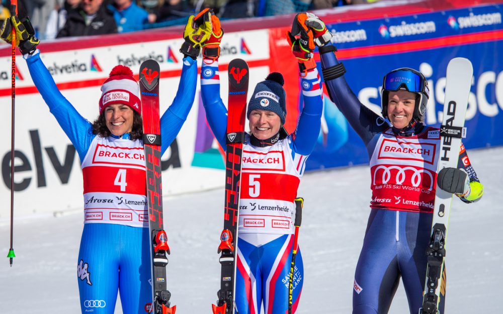 Federica Brignone, Tessa Worley und Sara Hector werden bei der Siegerinnenehrung in der Lenzerheide das Podest "bevölkern". – Foto: GEPA pictures