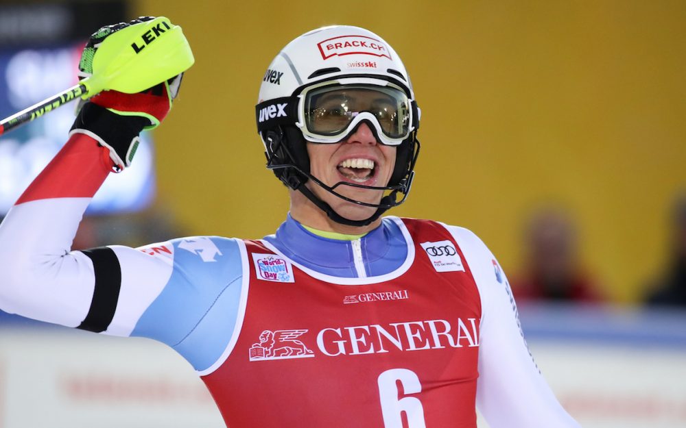 Ramon Zenhäusern, der liebenswert komplizierte Riese Jubelpose bei Ramon Zenhäusern. Ein Bild, an das sich Schweizer Skifans gewöhnen möchten. – Foto: GEPA pictures