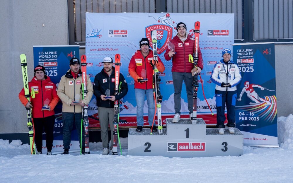 Felix Hacker gewinnt din Saalbach vor Remi Cuche und Florian Loriot (vertreten durch eine Betreuerin). – Foto: Saalbach / Jakob Zeller