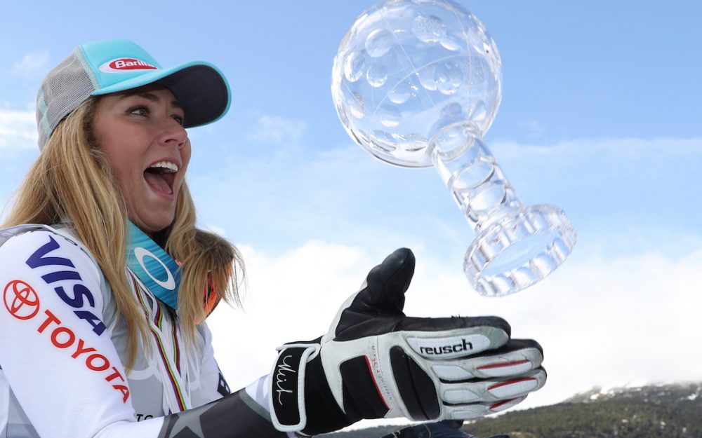 Hat den Körper und das Spiel mit und um die Kristallkugeln im Griff: Mikaela Shiffrin. – Foto: GEPA pictures